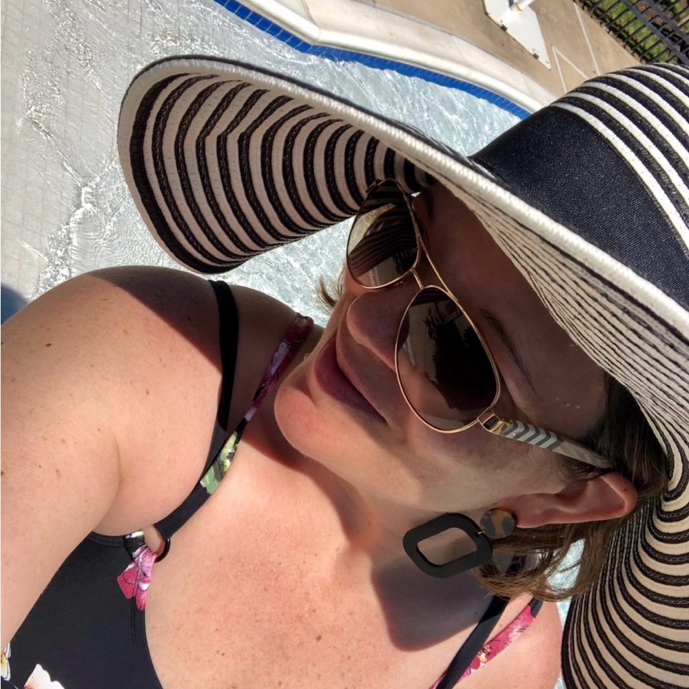 Chic Wide Brim Striped Sun Hat